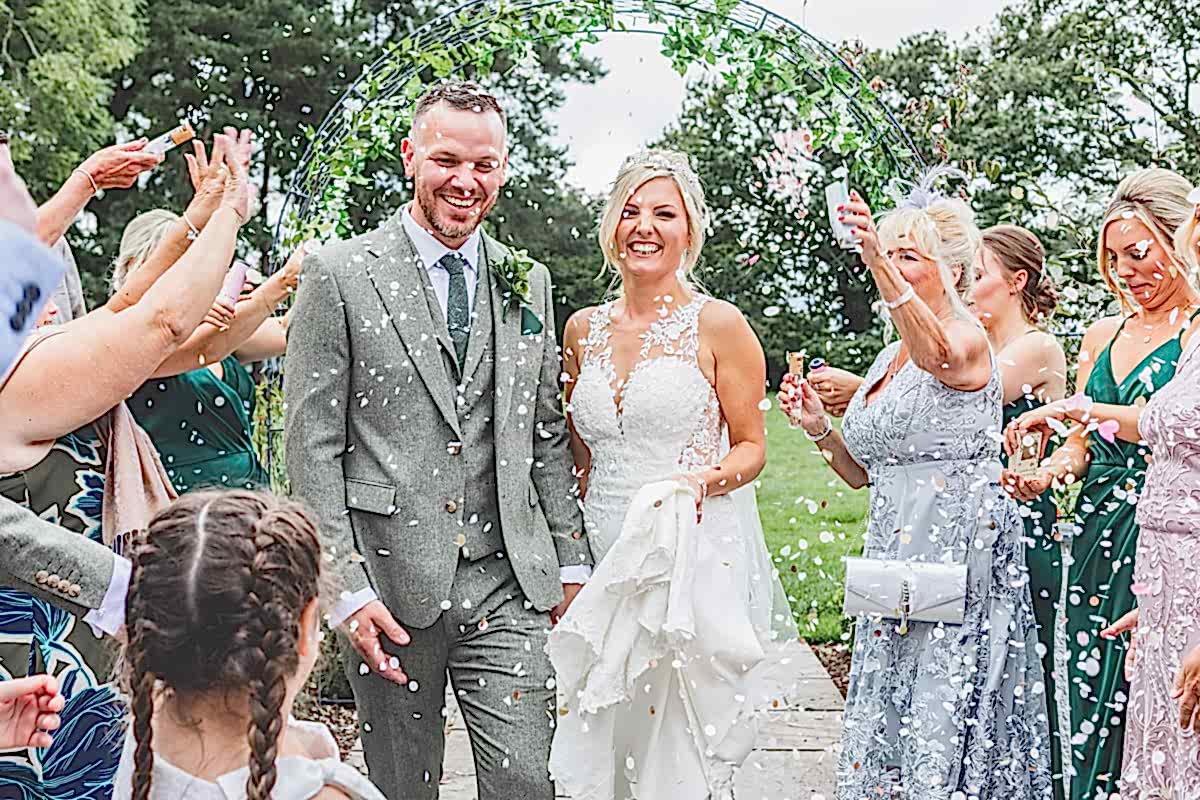 fun wedding photographer